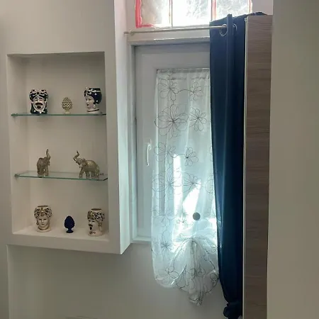 La Casa Dell Alfiere Katánie